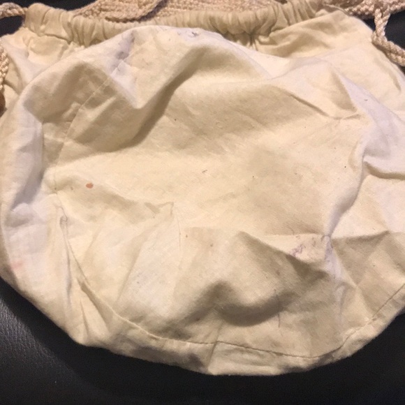 Crochet hobo bag in tan - Picture 6 of 6